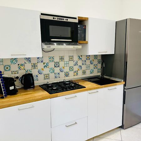 Garibaldi 118 Luxury Apartment Naples Exterior photo